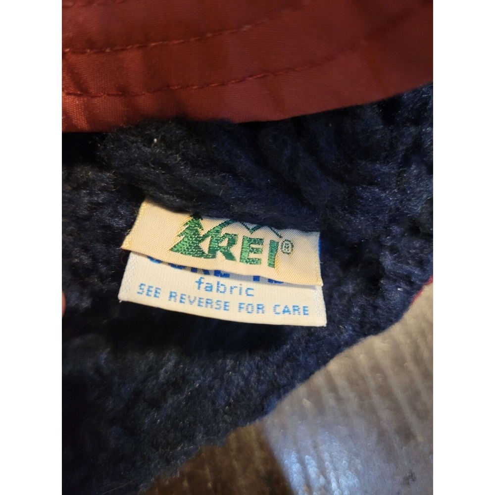 Vintage REI GORE TEX Trapper Hat Hunters Cap Sherpa Lining Red Maroon Navy Blue - Picture 6 of 7